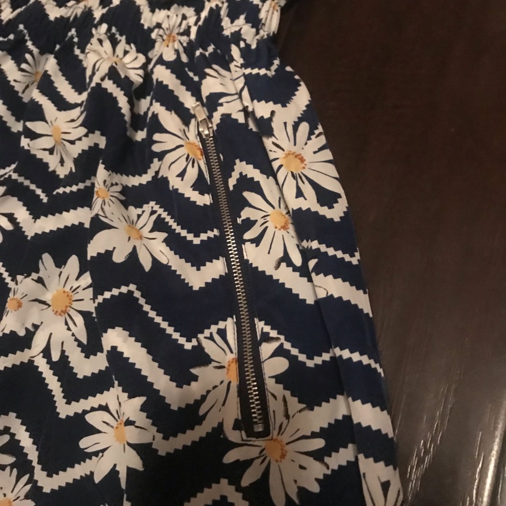 Spring dress ! - Picture 3 of 4